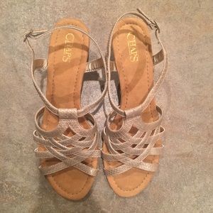 Chaps Katelyn Sandal size 9.5